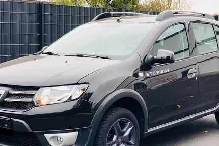 Dacia Sandero 60.000 km 6.499 &euro; Solingen 42655