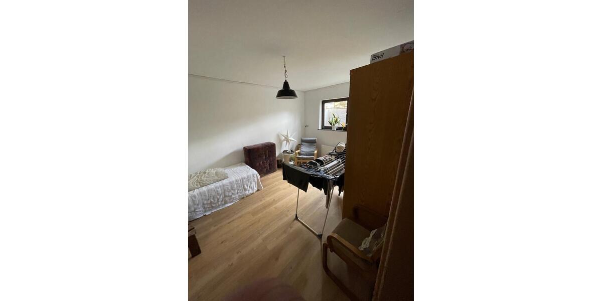Doppelhaushälfte Wermelskirchen - 4 Zimmer, 200 m&sup2;, 485.000&euro; | Angebot:26041502