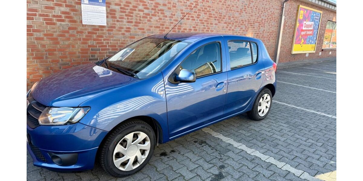Dacia Sandero 124.000 km 5.500 &euro; Köln 50825
