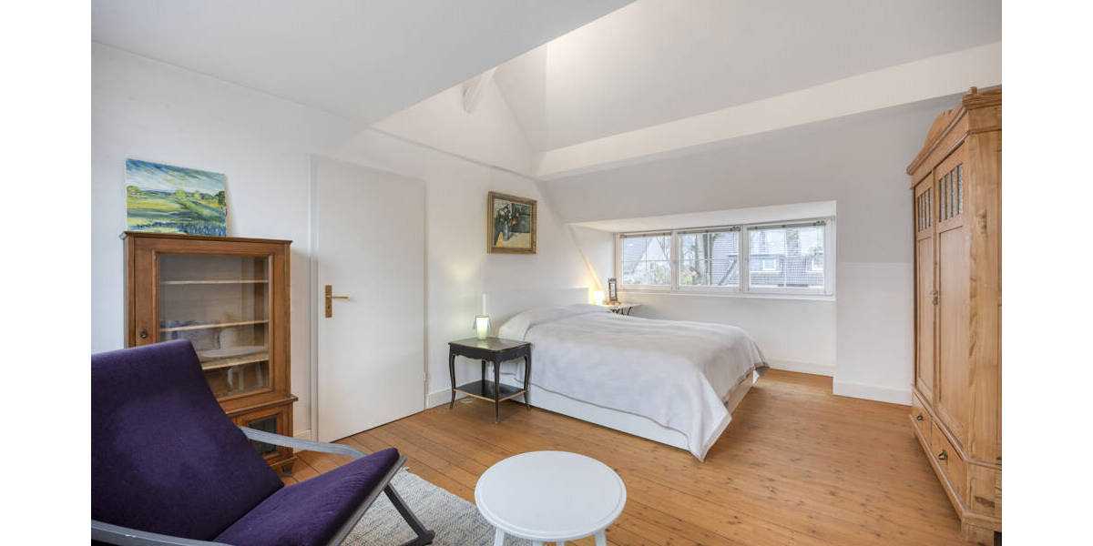 Stilvolles Wohnen mit guter Verkehrsanbindung - Mehrfamilienhaus, Wohnhaus Wuppertal Barmen | Angebot:24140375