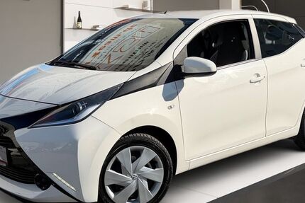 Toyota Andere 147.019 km 7.488 &euro; Köln 51067