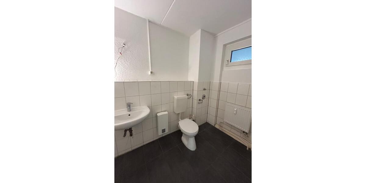Etagenwohnung Velbert Velbert-Mitte - 2 Zimmer, 67 m&sup2;, 469&euro; | Angebot:26008868