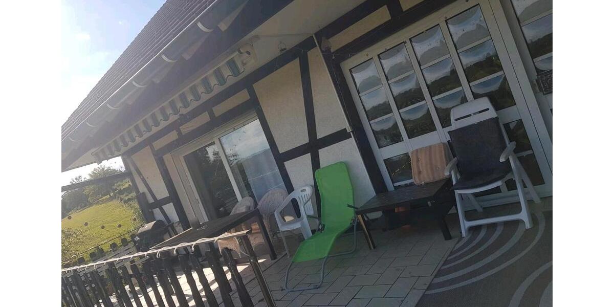 Hochparterre Bergisch Gladbach - 3 Zimmer, 110 m&sup2;, 1.280&euro; | Angebot:23684098