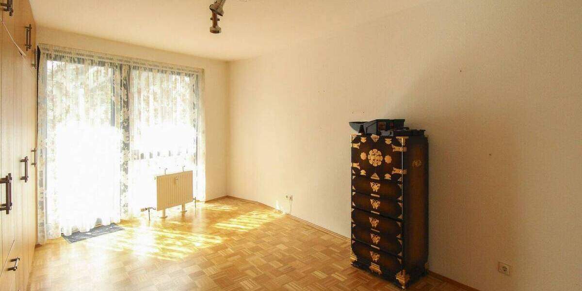 Etagenwohnung Düsseldorf Hassels - 3 Zimmer, 83 m&sup2;, 269.000&euro; | Angebot:26189162