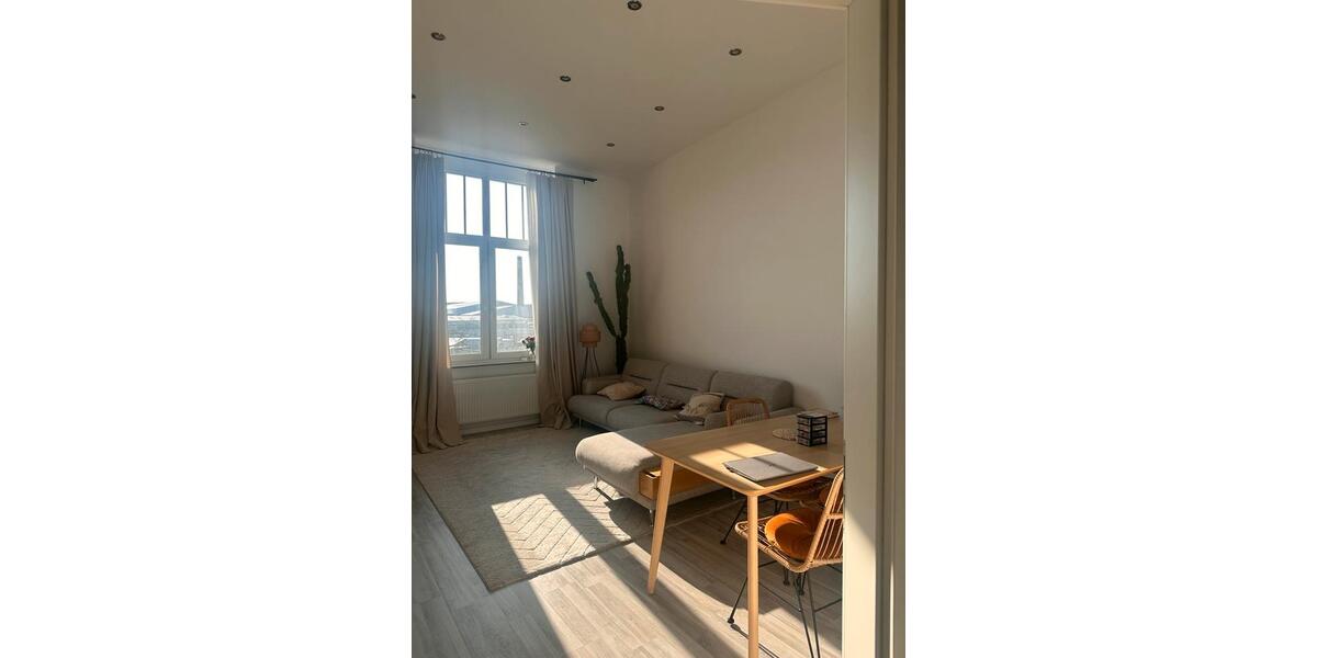 Etagenwohnung Köln Mülheim - 3 Zimmer, 76 m&sup2;, 1.400&euro; | Angebot:25905937