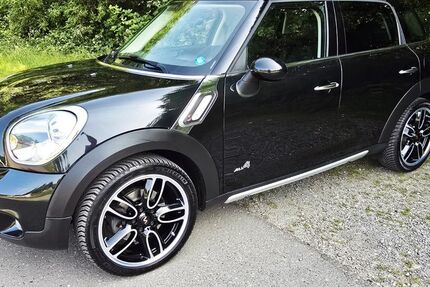 Mini Countryman S (Cooper) 104.000 km 13.500 &euro; Bergisch Gladbach 51469