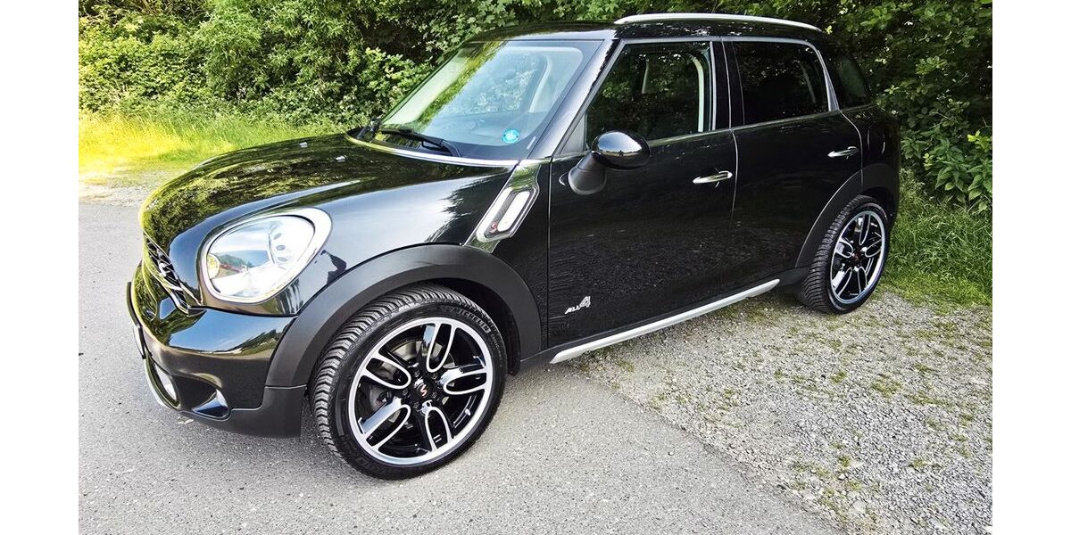 Mini Countryman S (Cooper) 104.000 km 13.500 &euro; Bergisch Gladbach 51469