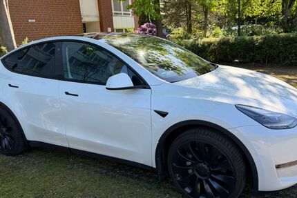 Tesla Model Y 86.768 km 35.000 &euro; Köln porz 51149