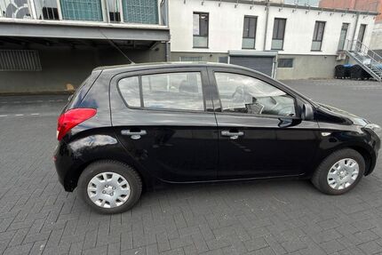 Hyundai i20 161.000 km 3.499 &euro; Velbert 42551