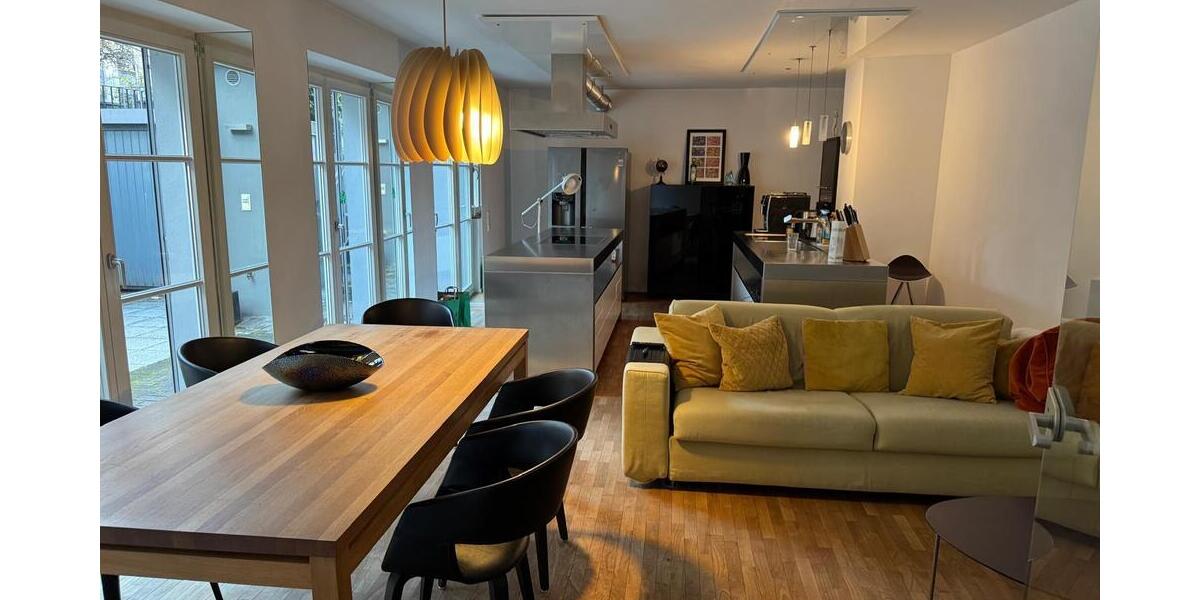 Köln, mitten drin und trotzdem absolut ruhig großzügige 3 Zimmer, ca. 116 m² mit ca. 39 m² große Terrasse und eigenem PKW-Stellplatz vor der Tür - Terrassenwohnung Köln Innenstadt | Angebot:25999691