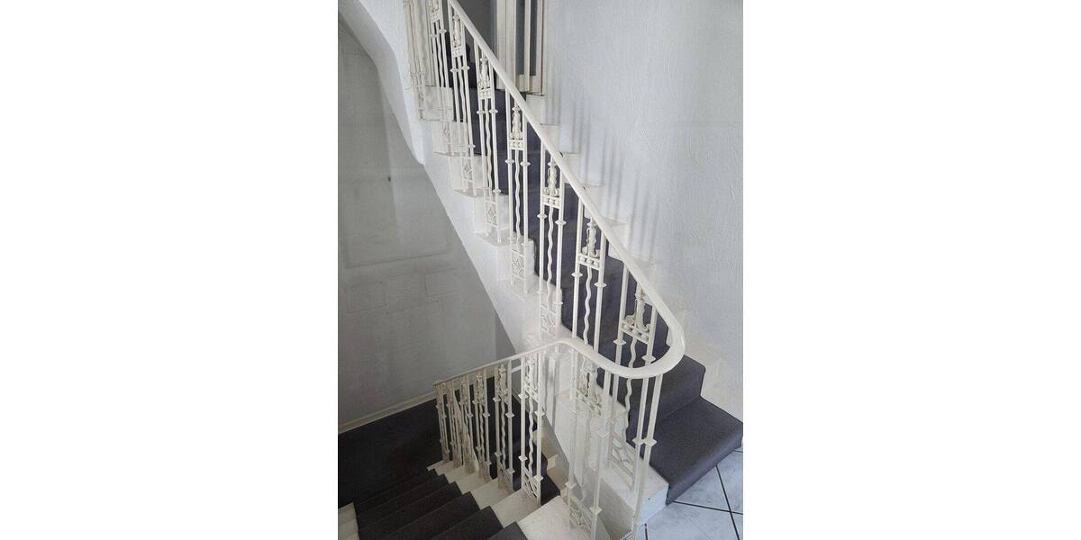 Mehrfamilienhaus, Wohnhaus Düsseldorf Friedrichstadt - 6 Zimmer, 140 m&sup2;, 3.500&euro; | Angebot:26825738