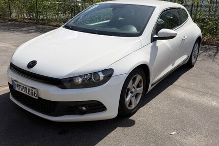 VW Scirocco 161.887 km 8.199 &euro; Monheim am Rhein 40789