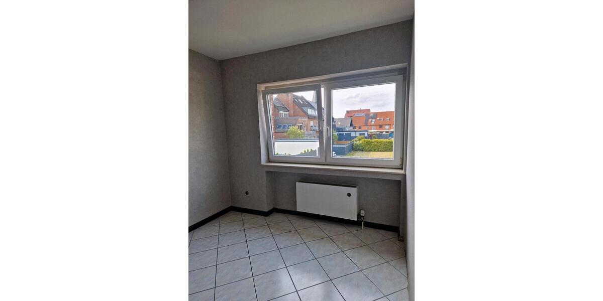 Reihenhaus Neuss Reuschenberg - 5 Zimmer, 120 m&sup2;, 380.000&euro; | Angebot:26322202