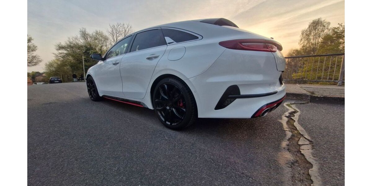 Kia pro ceed / ProCeed 22.500 km 31.250 &euro; Hilden 40724