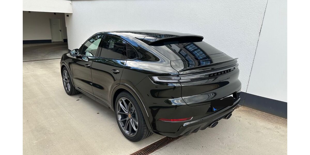 Porsche Cayenne 6.000 km 153.000 &euro; Köln 50667