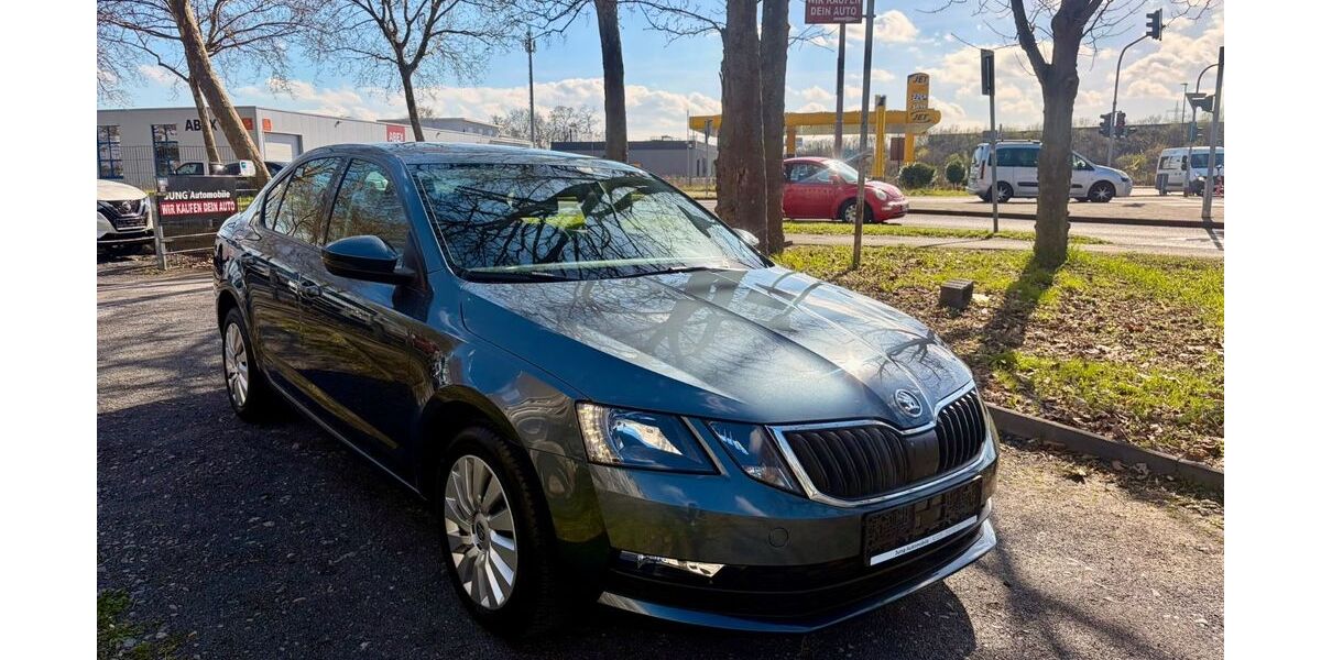 Skoda Octavia 80.000 km 11.999 &euro; Köln 51107