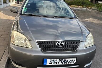 Toyota Corolla 107.200 km 2.850 &euro; düsseldorf 40549