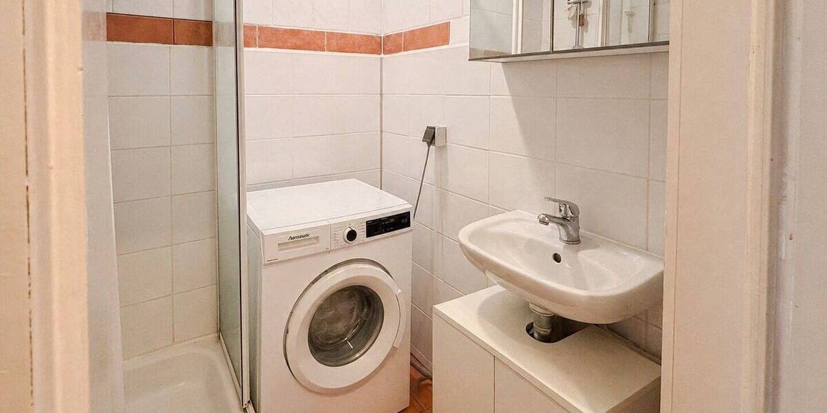 Etagenwohnung Düsseldorf Friedrichstadt - 2 Zimmer, 44 m&sup2;, 239.000&euro; | Angebot:26834433