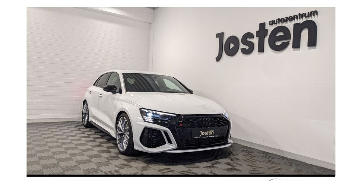 Audi RS3 31.500 km 52.990 &euro; Monheim am Rhein 40789