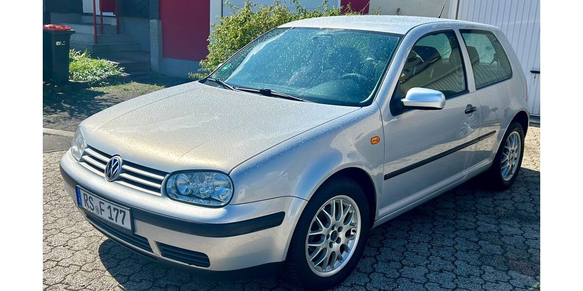 VW Golf 144.600 km 1.600 &euro; Remscheid 42899