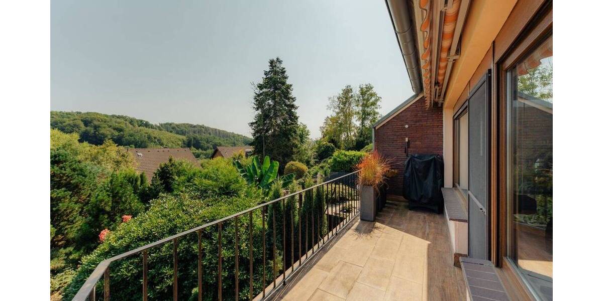 Doppelhaushälfte Kürten Waldmühle - 7 Zimmer, 157 m&sup2;, 559.000&euro; | Angebot:25686441