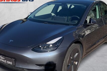 Tesla Model 3 110.824 km 21.550 &euro; Kaarst 41564
