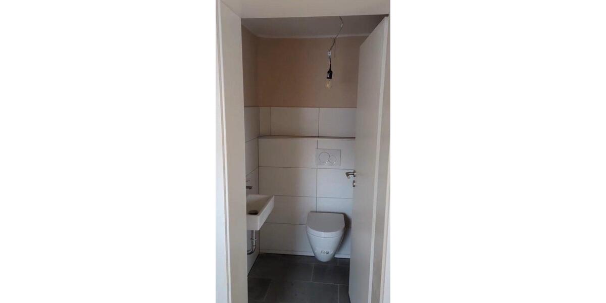 Dachgeschoßwohnung Köln Lindenthal - 3.5 Zimmer, 90 m&sup2;, 1.450&euro; | Angebot:26565248