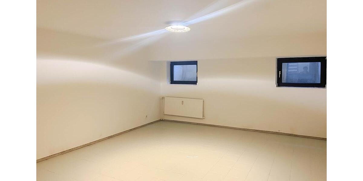 Erdgeschoßwohnung Meerbusch Necklenbroich - 5 Zimmer, 153 m&sup2;, 2.295&euro; | Angebot:25379009