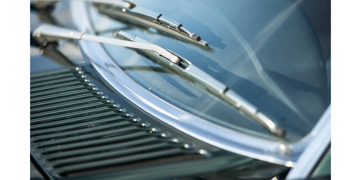 Mercedes-Benz SL 560 163.000 km 36.000 &euro; Köln 50667