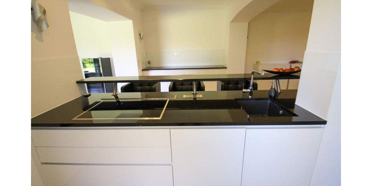 Einfamilienhaus Willich - 7 Zimmer, 331 m&sup2;, 999.500&euro; | Angebot:25688856