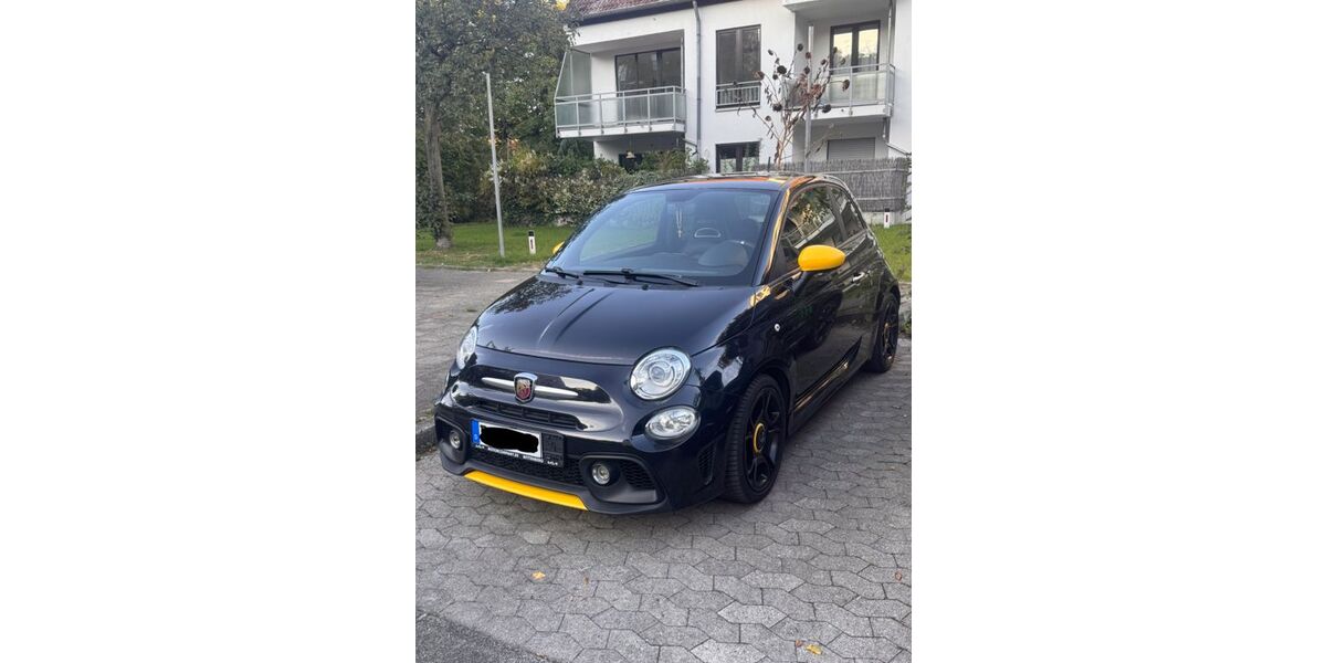 Abarth 595 84.000 km 13.999 &euro; Düsseldorf 40625
