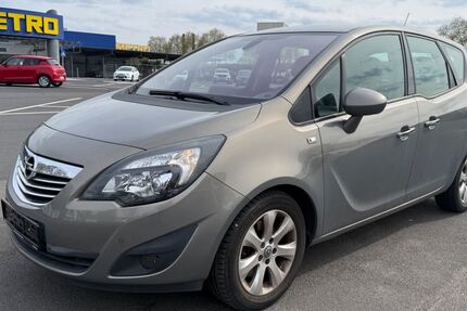 Opel Meriva 149.000 km 1.999 &euro; Köln 51103