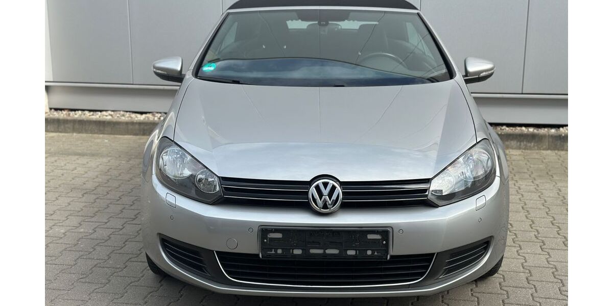 VW Golf 104.000 km 7.490 &euro; Düsseldorf - Bezirk 8 40231