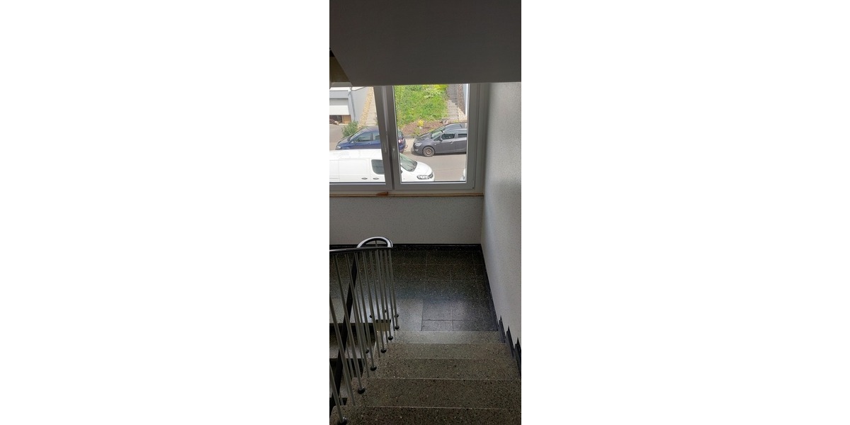 Mehrfam. Haus mit 14 Wohnungen und 8 Garagen in Wuppertal - Mehrfamilienhaus, Wohnhaus Wuppertal Vohwinkel | Angebot:21638881