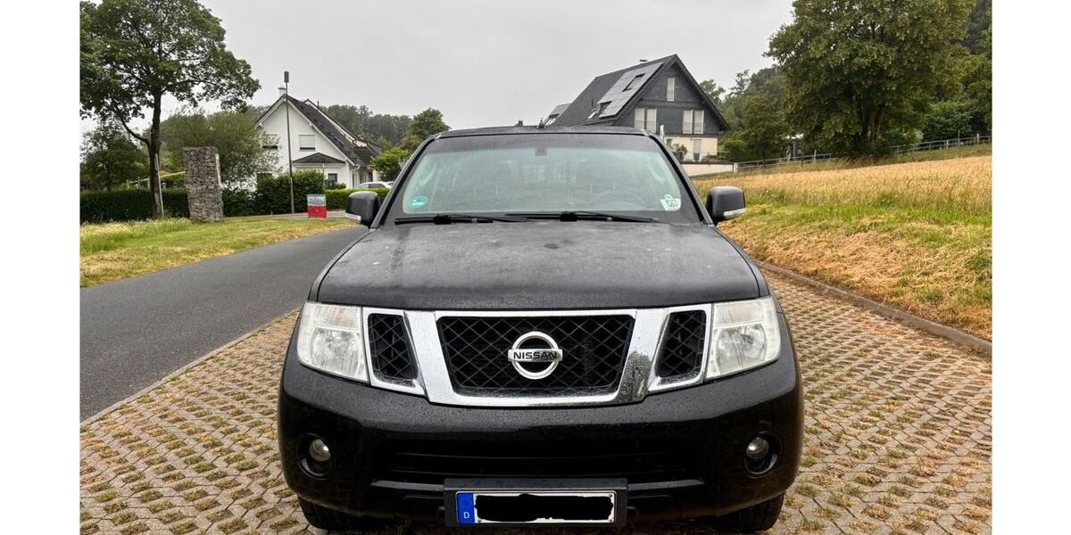 Nissan Navara 218.000 km 9.500 &euro; Wermelskirchen 42929