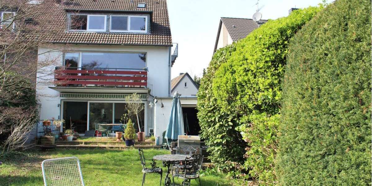Einfamilienhaus Düsseldorf Stadtbezirk 8 - 10 Zimmer, 226 m&sup2;, 799.000&euro; | Angebot:26071604