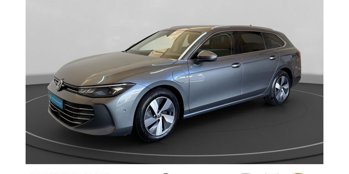 VW Passat 13.607 km 35.990 &euro; Köln 50823