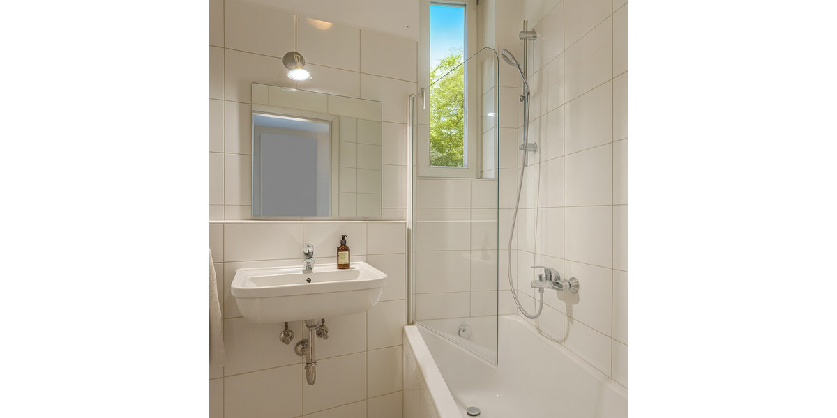 Etagenwohnung Düsseldorf Unterbilk - 2 Zimmer, 65 m&sup2;, 249.000&euro; | Angebot:26171285