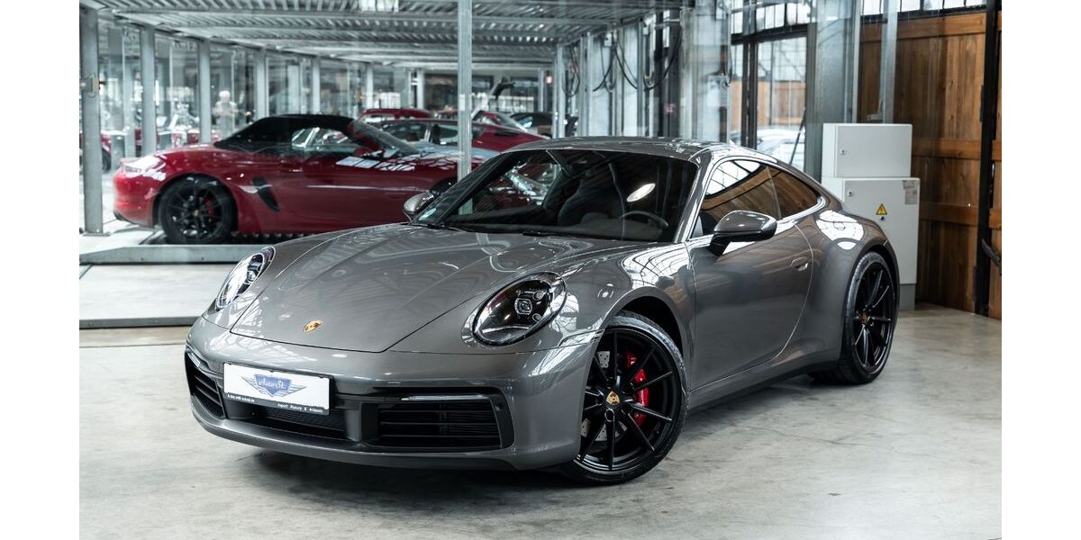 Porsche 992 13.807 km 119.890 &euro; Düsseldorf 40591
