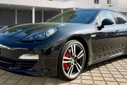 Porsche Panamera 266.000 km 21.490 &euro; Köln 51109