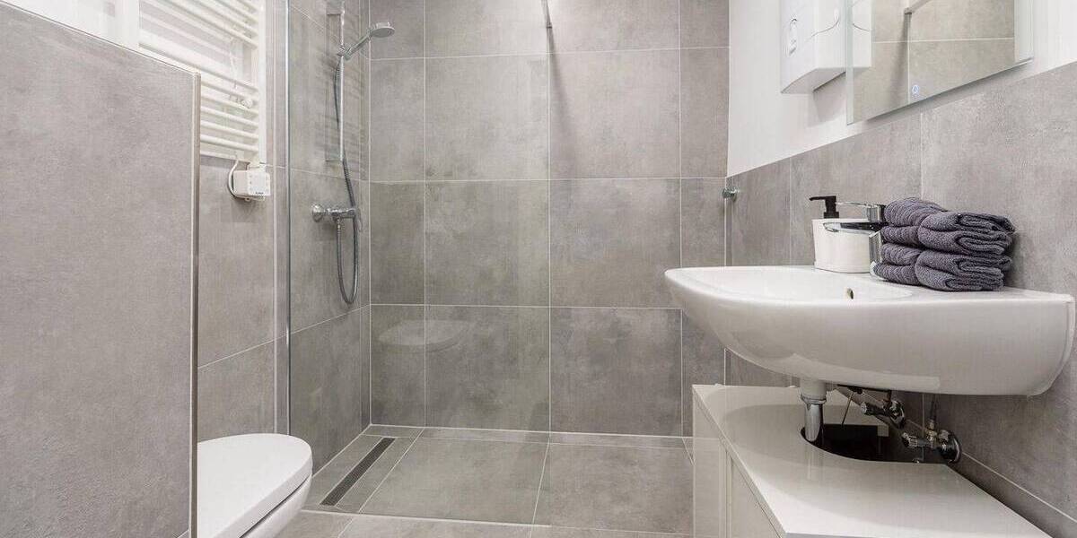 Etagenwohnung Düsseldorf Friedrichstadt - 2 Zimmer, 45 m&sup2;, 1.100&euro; | Angebot:26795174