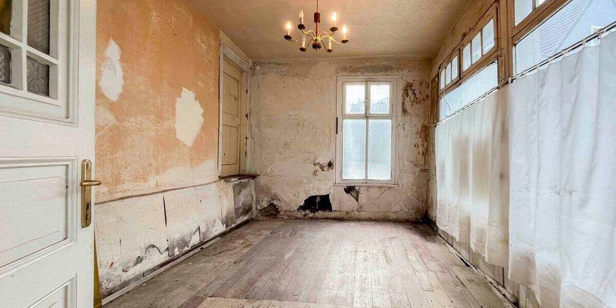 Einfamilienhaus Solingen Gräfrath - 6 Zimmer, 160.000&euro; | Angebot:26028367