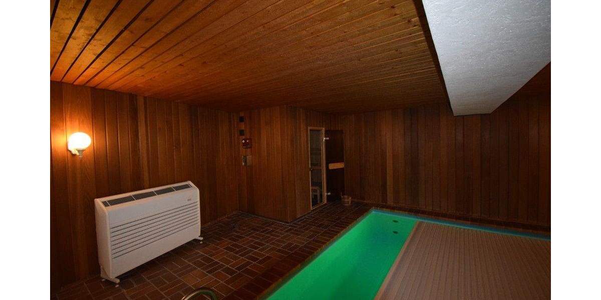 Möchten Sie nach Ihrem Feierabend im hauseigenen Pool und in der Sauna entspannen? - Etagenwohnung Bergisch Gladbach Gladbach | Angebot:25214408