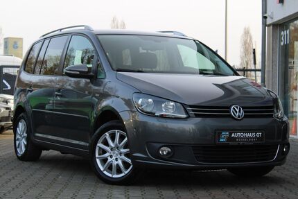 VW Touran 156.658 km 9.999 &euro; Düsseldorf 40625