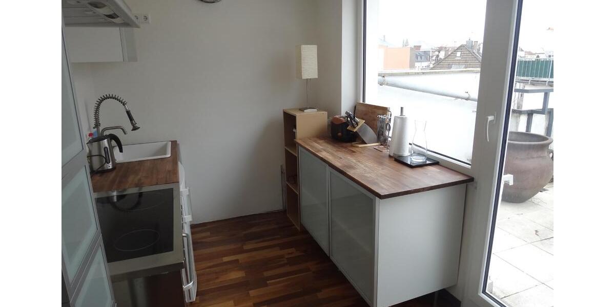 Terrassenwohnung Düsseldorf Pempelfort - 1 Zimmer, 40 m&sup2;, 250.000&euro; | Angebot:27281592