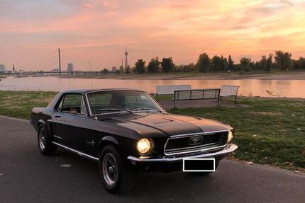 Ford Mustang 39.000 km 37.490 &euro; Düsseldorf 40627