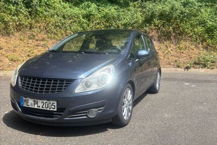 Opel Corsa 158.000 km 1.800 &euro; Ratingen 40880
