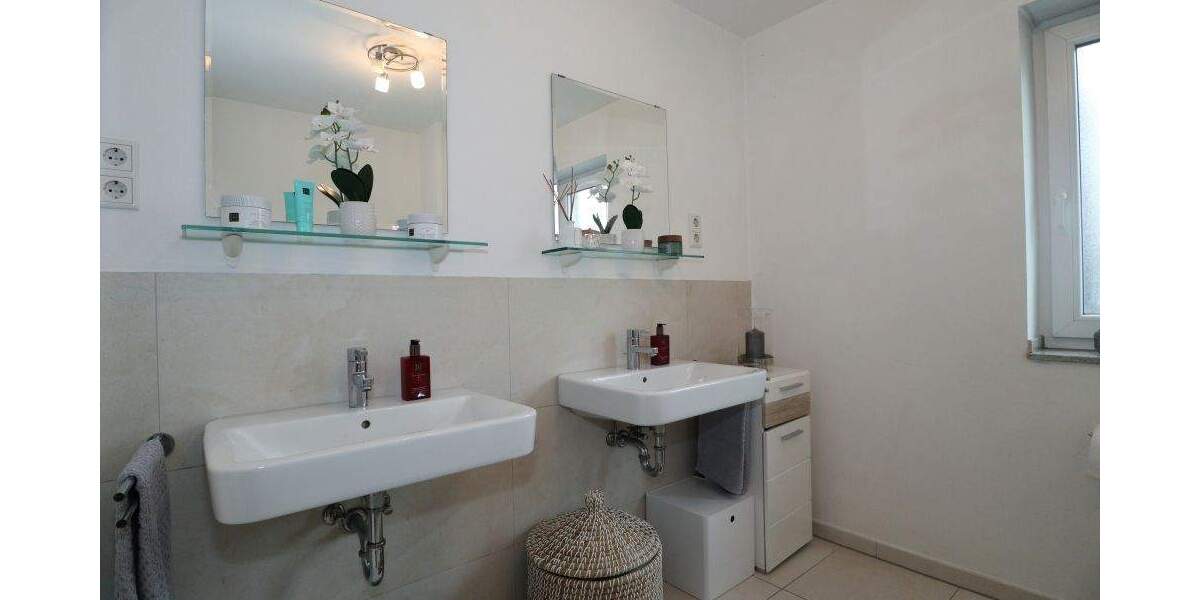 Etagenwohnung Meerbusch / Osterath Osterath - 3 Zimmer, 99 m&sup2;, 459.000&euro; | Angebot:25689661