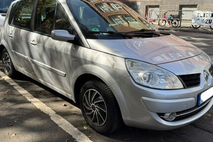 Renault Scenic 125.000 km 2.850 &euro; Köln 50677