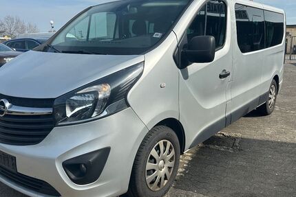 Opel Vivaro 165.000 km 12.990 &euro; Neuss 41469